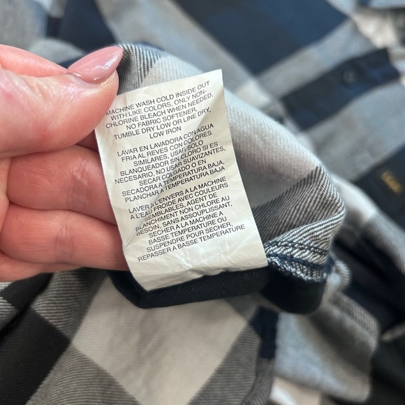 Lee Plaid Button Down Men’s Large NWOT - Picture 11 of 11